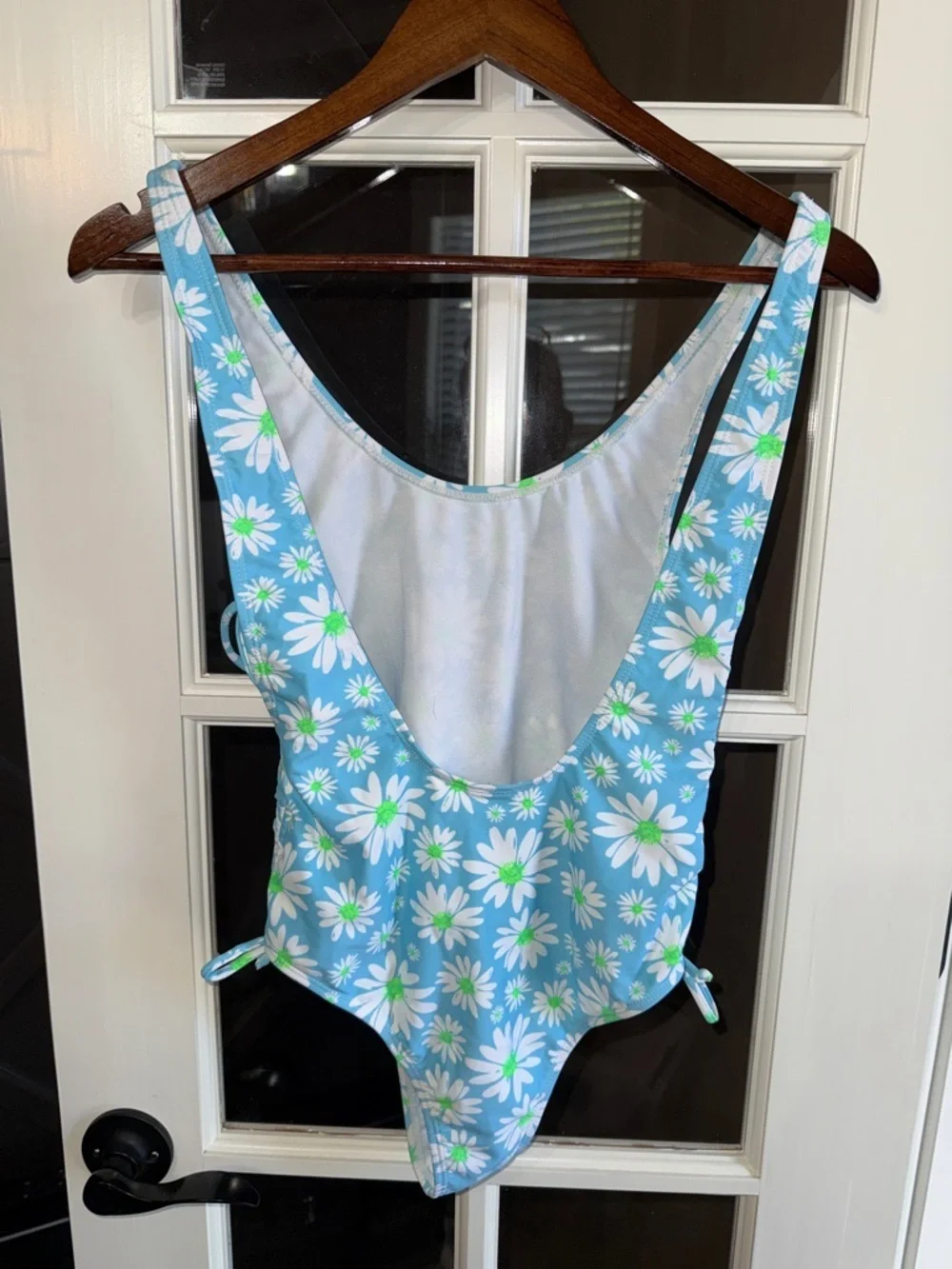 ISLAND LOVE  Fun Retro Blue Ditsy Daisy Print One-Piece Tank Swimsuit Small